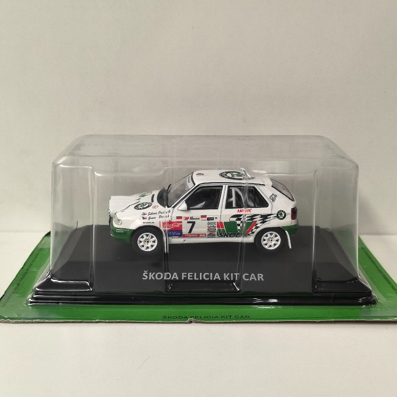 Diecast IXO 1:43 Scale SKODA F - огляд і ціна Model Kit Cars